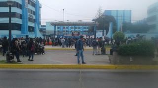 Universidad del Callao: alumnos toman el campus universitario