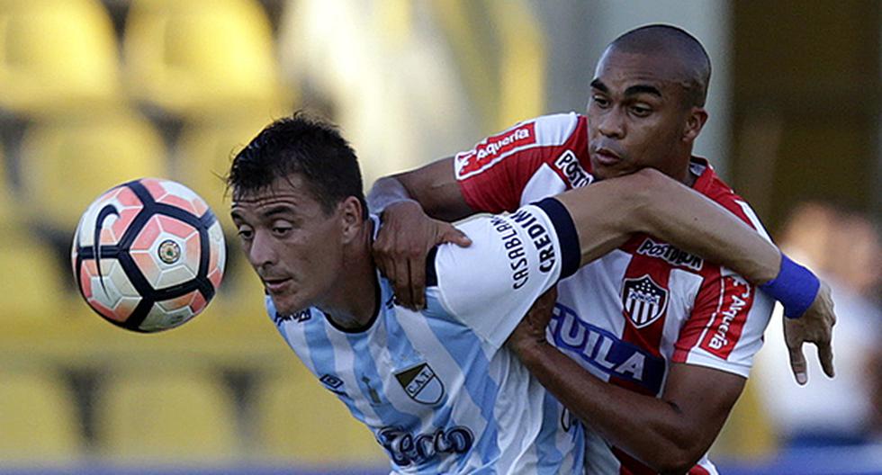 Junior vs Atlético Tucumán se enfrentan EN VIVO y EN DIRECTO este jueves 16 de febrero a las 5:15 pm (Horario peruano y colombiano), por la Copa Libertadores. (Foto: EFE)