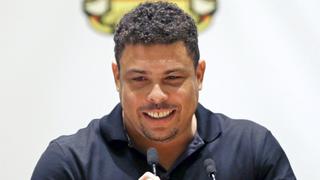 Ronaldo pidió la renovación de Paolo Guerrero en Corinthians