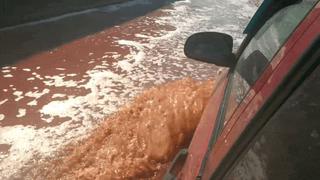 Ciudad rusa se inunda de refresco por accidente en fábrica