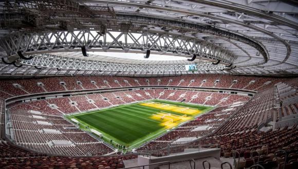 Ubicado en Moscú, el Estadio Olímpico Luzhnikí cuenta con dos amplias bandejas (zonas que dividen las tribunas) y tiene capacidad para 89.318 espectadores. El 15 de julio próximo acogerá la gran final del Mundial Rusia 2018. (Foto: AFP)