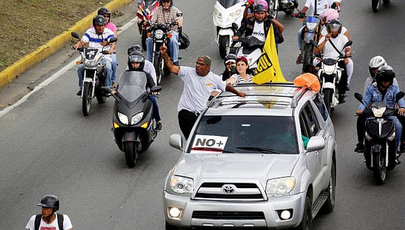 Caravanas de opositores declaran "rebelión" contra Maduro