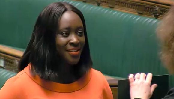 Abena Oppong-Asare, parlamentaria del partido laborista opositor, reveló que sufrió una experiencia racista el pasado fin de semana en el mismo Parlamento. (Foto: AFP)