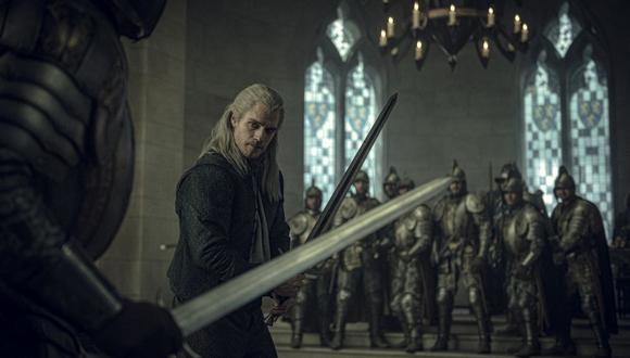 Henry Cavill interpreta a un cazador de monstruos llamado Geralt de Rivia. (Foto: Netflix)