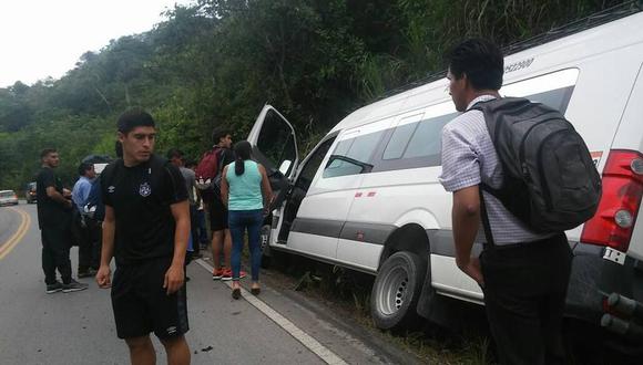 Plantel de la San Martín pasó un gran susto en la selva tras despiste de vehículo. (Foto: Hugo Arrepa)