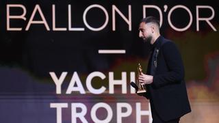 Donnarumma ganó el trofeo Yashin al mejor portero del año en la ceremonia del Balón de Oro