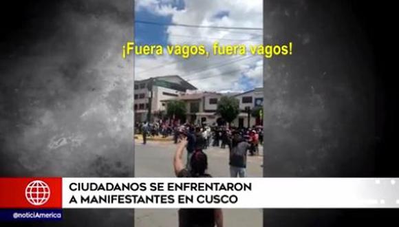 Con gritos de “Cusco se respeta”, estas personas increparon a quienes se movilizaban por las calles de la ciudad.