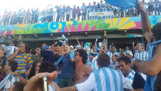 El delirio de los hinchas argentinos tras avanzar a cuartos