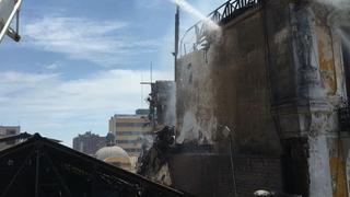 Incendio en Jirón de la Unión: pared de casona colapsó [VIDEO]