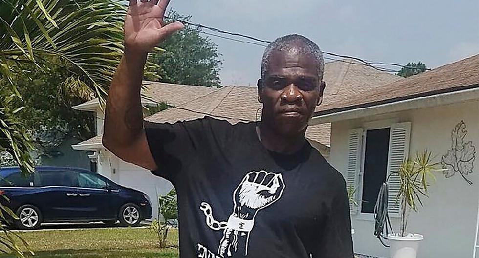 Leonard Cure, quien fue condenado injustamente por robo a mano armada y pasó 16 años en prisión, en una imagen del 14 de abril de 2020, el día de su liberación. (Proyecto Inocencia de Florida).