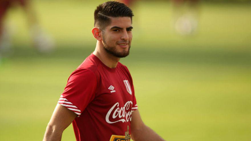 Carlos Zambrano visitó la concentración de la selección peruana, previo al duelo frente a Alemania por una nueva fecha FIFA. El encuentro se habría dado con la autorización de Ricardo Gareca (Foto: agencias)