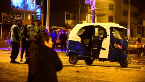 El crimen ocurrió cerca una caseta de Serenazgo y a dos cuadras de la comisaría de Pamplona II | Foto: César Grados/@photo.gec