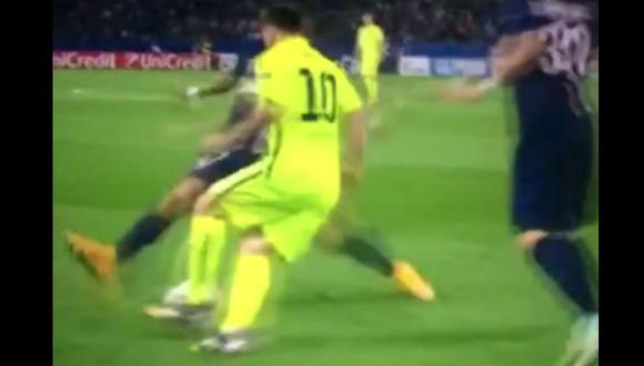 Messi le hizo una 'huacha' a Pastore en el PSG-Barcelona