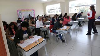 Suspensión de examen docente sucede en un contexto de profunda crisis en el sector educación