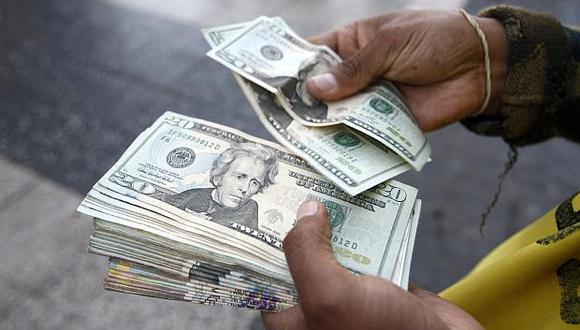 El dólar se depreció 3.54% el año pasado. (Foto: USI)