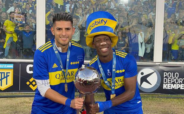 Luis Advíncula y Carlos Zambrano ya han levantado dos títulos juntos en Boca Juniors