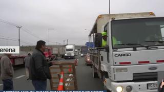 Chile: camioneros encadenan segundo día de paro por precio de combustibles