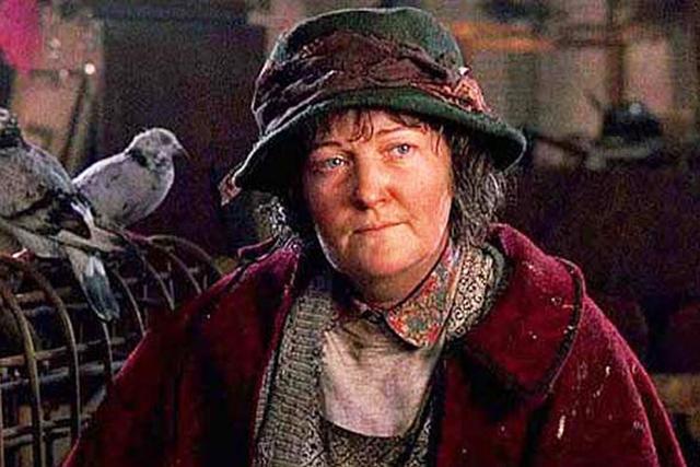 Brenda Fricker en una escena de "Mi pobre angelito 2" de 1992.