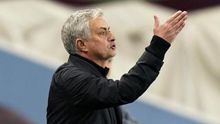 Mourinho contra los críticos: “Creen que pueden discutir de fútbol con uno de los más importantes en el mundo”