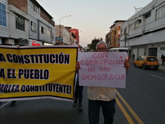 #QueSeVayanTodos: así se desarrolló la marcha en Trujillo.