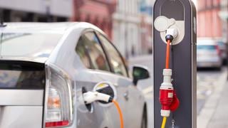 AAP: “Ventas del mercado de vehículos híbridos y eléctricos se duplicarían este 2021”