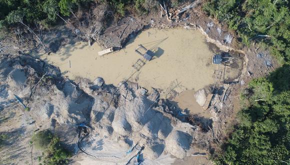 Imágenes de la minería ilegal detectada en junio de este año en la Concesión Forestal Maderable «Agrofocma». Foto: ACCA.