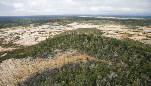 Perú se alía con Colombia y Ecuador contra minería ilegal