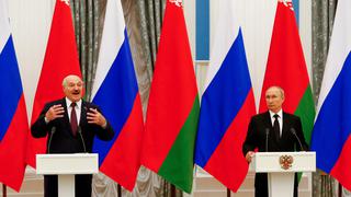 Putin advierte a Lukashenko contra el cierre del gasoducto hacia Europa