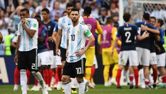Argentina se despidió de Rusia 2018 con un amargo 4-3. Inició abajo en el marcador, pero luego remontó contra todo pronóstico. Al final no aguantó su ventaja y recibió dos duros golpes de Mbappé, la figura del encuentro. (Foto: AFP)
