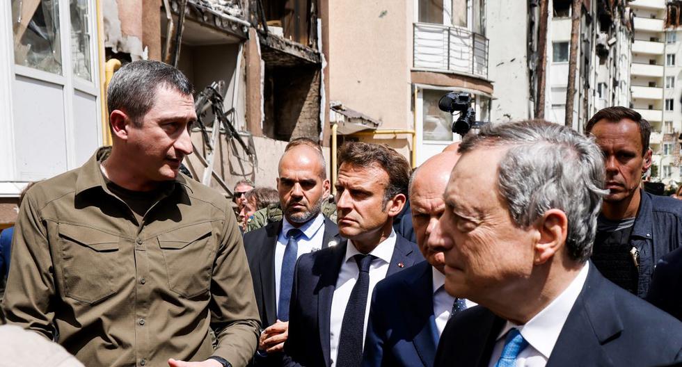 El presidente francés Emmanuel Macron, el canciller alemán Olaf Scholz y el primer ministro italiano Mario Draghi visitan Irpin, en Ucrania, el 16 de junio de 2022. (LUDOVIC MARIN / POOL / AFP).