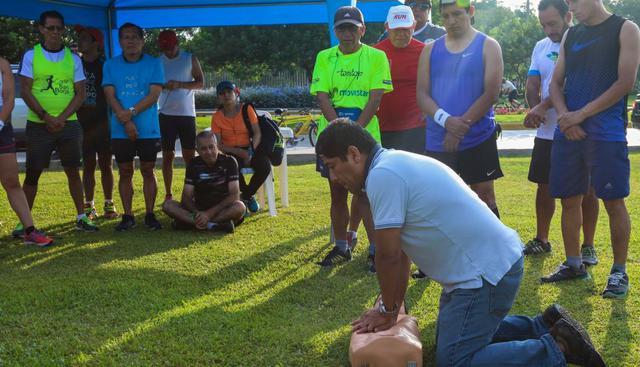 San Borja indicó que cuenta desde el 2016 con dos desfibriladores de rescate cardíaco: uno en el Polideportivo Limatambo y otro en el Preventorio de Salud ubicado en el circuito deportivo alrededor del Cuartel General del Ejército (‘Pentagonito’).