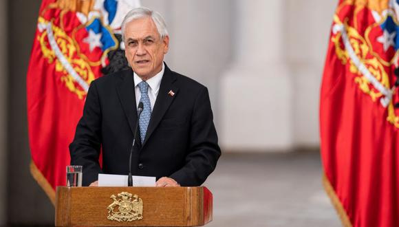 Sebastián Piñera, que desde hace días resalta la necesidad de volver a una “nueva normalidad” para evitar daños en la economía tras el confinamiento por coronavirus. (EFE/EPA/PRESIDENCIA CHILE).
