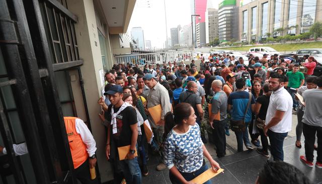 El informe contiene testimonios de los venezolanos que han venido al Perú. (Fotos: El Comercio)