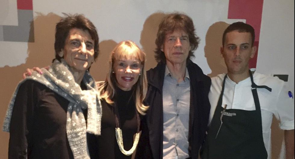 Rolling Stones visitaron un conocido restaurante de comida rápida. (Foto: Facebook)