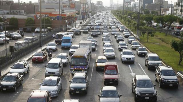 Concejo de Lima aprobó la ordenanza metropolitana que propone restringir el tránsito vehicular en algunas avenidas por placas. (Foto: GEC)