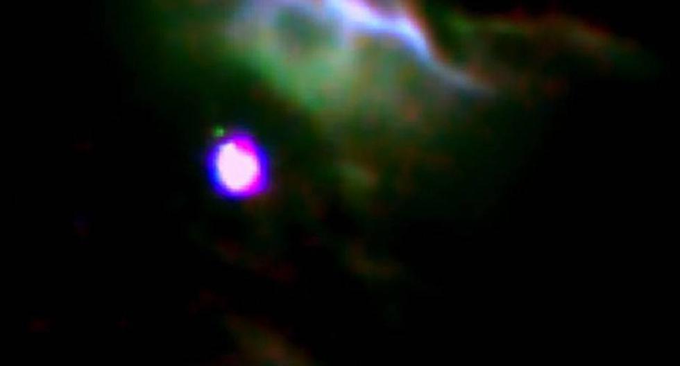 PAHs en nebulosa. (Foto: NASA/DLR/SOFIA/B. Croiset, Leiden Observatory, and O. Bern&eacute;, CNRS; NASA/JPL-Caltech/Spitzer.)