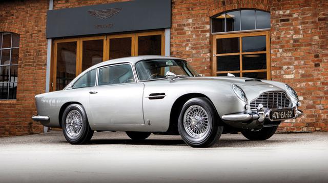 El Aston Martin DB5 de 1965 apareció en las películas ‘Goldfinger’ y ‘Thunderball’ del agente James Bond. (Fotos: RM Sotheby’s).