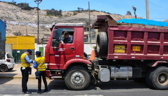 Municipalidad de Lima brindó detalles de las empresas autorizadas para depositar correctamente desmonte. (Foto: Difusión)