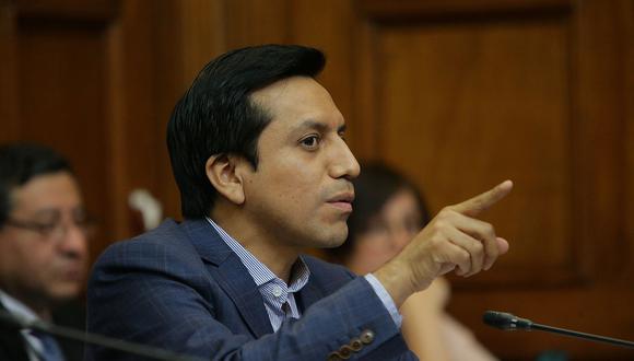 Gilbert Violeta criticó a la Comisión de Reforma Política encabezada por Fernando Tuesta. (Foto: GEC)