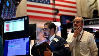 Wall Street abre en rojo y el Dow pierde 800 puntos tras 3 días de ganancias