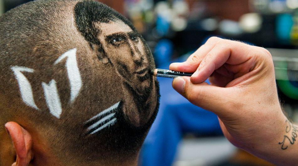El artista que diseña en cabezas la cara de Lionel Messi  - 1