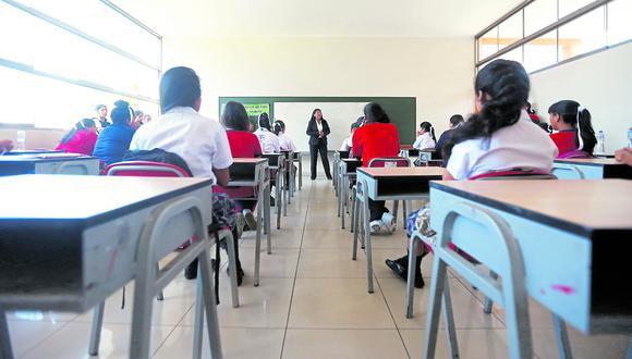 El Minedu detalló que la Oficina Nacional de Procesos Electorales (ONPE) realizará la instalación de las mesas de votación una vez que concluya la jornada escolar el próximo viernes. (Foto: El Comercio)