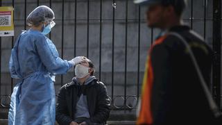 Argentina notifica 706 nuevas muertes por coronavirus y 27.319 casos más 