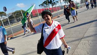 Con peruanos presentes: hinchas pugnan por entradas para debut