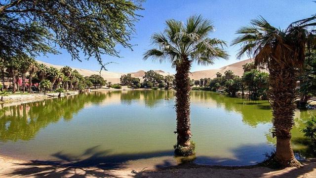 La laguna de la Huacachina se encuentra en Ica. (Archivo / El Comercio)