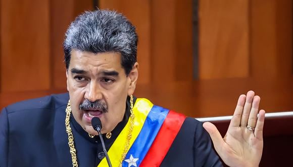 El presidente de Venezuela Nicolás Maduro pronuncia un discurso, al inicio del año judicial en la sede del Tribunal Supremo de Justicia (TSJ) en Caracas, Venezuela. (Foto de Miguel Gutiérrez / EFE)