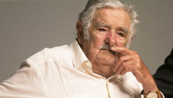 El expresidente uruguayo, José Mujica, asiste a un evento en Río de Janeiro, Brasil, el 6 de diciembre de 2023. (Foto de Daniel RAMALHO / AFP)