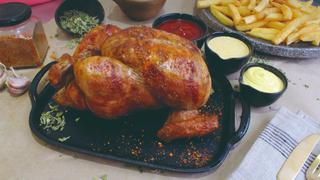 Pollería anuncia promoción con medio pollo a la brasa gratis para compras por delivery
