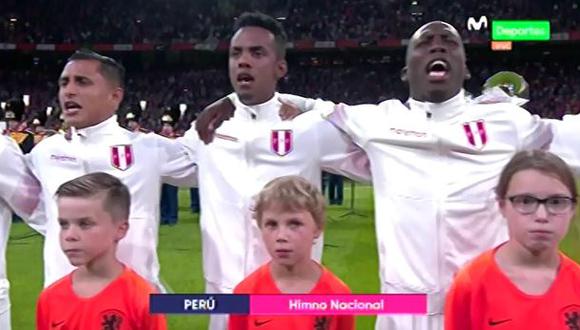 Perú vs. Holanda: Himno Nacional retumbó en el Johan Cruyff Arena. (Foto: Captura de video)