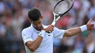 Djokovic perdía 2-0 ante Sinner, pero remontó y avanzó a semifinales de Wimbledon